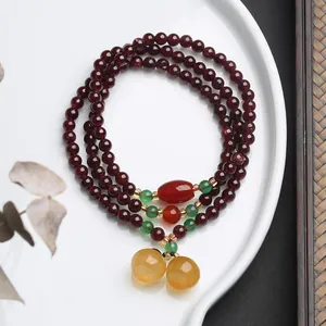 Three-layer garnet bead bracelet with chalcedony gourds in a vintage ethnic style