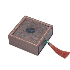 Joyero de Estilo Chino Vintage Con Borla Patrón de Nubes Auspiciosas Hueco Material Compuesto Caja de Regalo Tipo Cajón