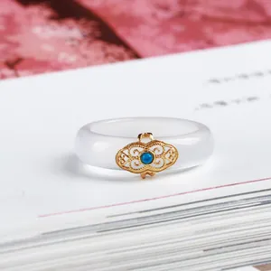 Anello in Agata Calcedonio Bianco Naturale Vintage Con Motivo Ruyi in Argento Placcato Oro Intarsiato Turchese Gioielli Stile Cinese Donna