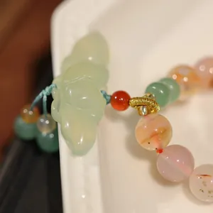 8mm Achat und Jade Lotus Perlenarmband Kette im klassischen chinesischen Stil