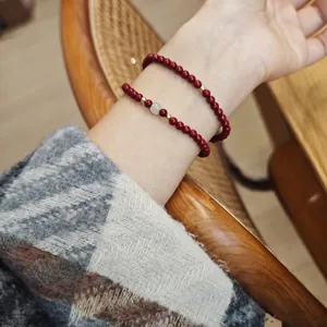 Bracelet Perlé en Cinabre Fait à la Main Avec Accessoires en Argent Sterling 925 Plaqué Or Charme Chanceux en Jade Néphrite Bracelet Rouge Bijoux Femme Cadeau