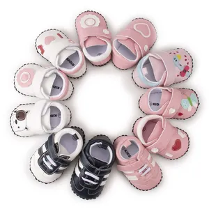 Chaussures de Marche pour Bébé Semelle Souple Cuir Synthétique Antidérapant Premiers Pas Design Dessin Animé Baskets Velcro