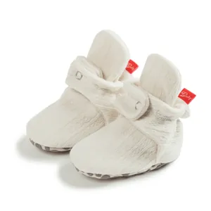 Weiche Strick-Lauflernschuhe für Babys mit Druckknöpfen und rutschfester Sohle