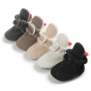 Gestrickte Baby-Lauflernschuhe mit warmem Fleece-Futter in fünf verschiedenen Farben