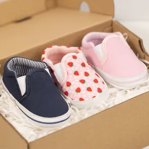 Baby Pre Walker Shoes Canvas Soft Sole Non Slip Infants Strawberry Heart Print Casual Loafers Slip On Toddler Shoes