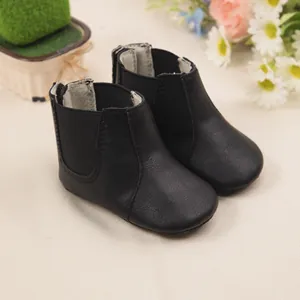 Botas Chelsea clásicas de cuero negro para bebés con bandas elásticas laterales