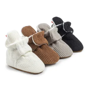 Chaussures de Premiers Pas en Velours Côtelé pour Bébé Doublées Polaire Semelle Souple Antidérapante pour Garçon Fille Hiver Automne