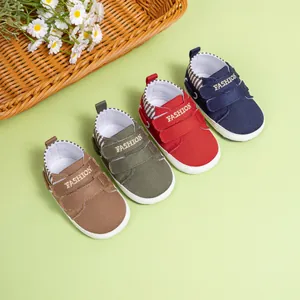 Chaussures de marche souples antidérapantes pour bébé en toile avec broderie tendance