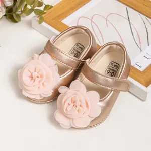 Chaussures bébé princesse or rose avec fleur en mousseline rose et velcro pour 0-6 mois