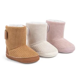 Warme Winter-Babystiefel in Hellbraun, Beige und Rosa aus Cord mit Plüschfutter