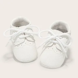Baby White Faux Leather First Walker Shoes Soft Sole Brogue Perforated Infant Toddler Prewalker Shoes Spring Autumn