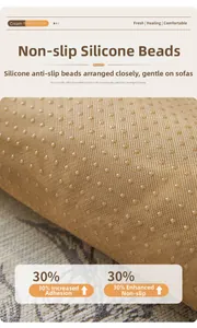 Gros plan des particules de silicone antidérapantes sur la housse de canapé en chenille