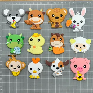 12er-Set süße Cartoon-Sternzeichen-Kühlschrankmagnete aus buntem 3D-Weichgummi und PVC
