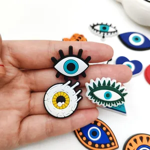 Kleurrijke Evil Eye PVC-schoenbedeltjes voor klompen met unieke 3D-reliëfontwerpen