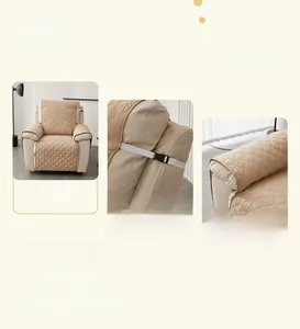 Housse de fauteuil beige matelassée avec boucles élastiques et protection des accoudoirs
