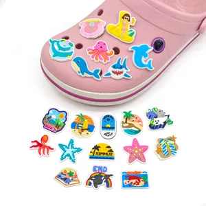 Lot de breloques de chaussures en PVC sur le thème de la plage et des animaux marins