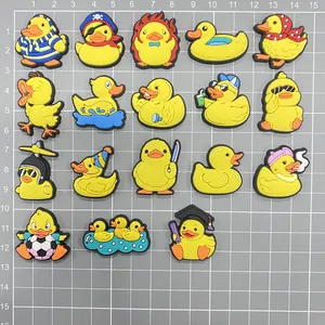 15er-Set niedliche gelbe Enten PVC-Schuhanhänger für Clogs und DIY-Armbänder Deko