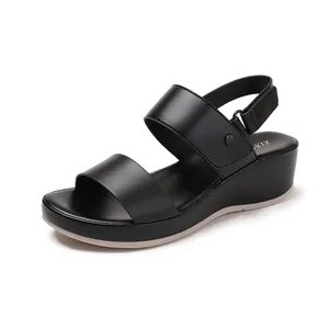 Sandali con zeppa neri da donna con cinturini in velcro e suola platform comoda