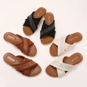 Bohemian wedge sandalen voor dames met strass-versierde gekruiste gebreide bandjes