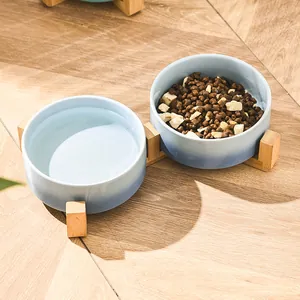 Ciotole doppie rialzate in ceramica con supporto in legno per acqua e cibo pet