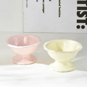 Set of 2 cute elevated ceramic cat bowls in pink and beige for neck protection
