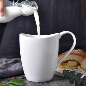 Creative White Ceramic Mug Irregular Wave Rim Coffee Cup With Handle Microwave Safe Porcelain Water Cup 430ml Modern Drinkware