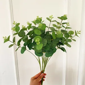 Natuurgetrouwe kunstmatige eucalyptus takken met 16 zijden bladeren voor huisdecoratie