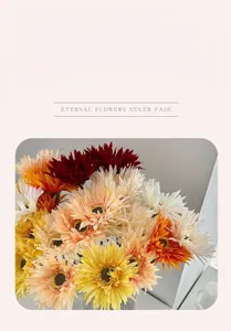 Makroaufnahme künstlicher Gerbera-Blütenblätter mit realistischer Textur für Deko