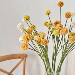 Kunstmatige gele Craspedia bloemstukken voor een minimalistisch en modern interieurdecor