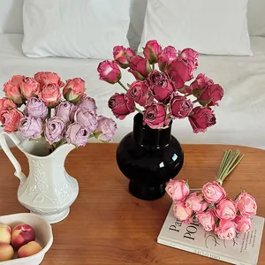 Bouquet de roses artificielles vintage avec fleurs en soie pour décoration de table