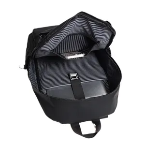 Sac à dos professionnel noir avec compartiment ordinateur et doublure à rayures