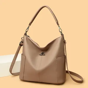 Women's Large Capacity Genuine Leather Bucket Bag Litchi Texture Shoulder Handbag With Metal Chain Commuter Tote Bag