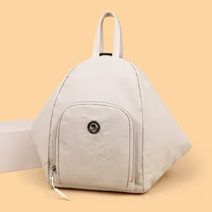 Sac à dos en nylon crème polyvalent avec logo kangourou et grande capacité