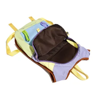 Sac à dos de randonnée coloré en nylon ripstop avec des sangles jaunes vives