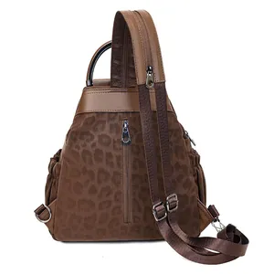 Damen Rucksack mit Leopardenmuster und Lederakzenten, als Brusttasche tragbar