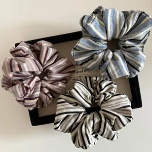 Korean Style Contrast Striped Knit Scrunchie Vintage High Elasticity Fabric Hair Tie Pony Tail Holder For Women Hair Accessories