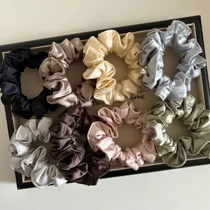 Chouchous Plissés en Satin de Haute Qualité Élastique Bord à Volants Attaches de Cheveux Support de Queue de Cheval Pour Femmes Filles