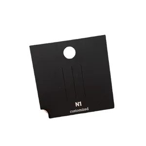 Cartón negro para accesorios del pelo con orificio para colgar y ranuras de fijación
