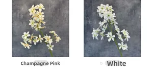 Comparaison détaillée de lys artificiels rose champagne et blancs pour la décoration