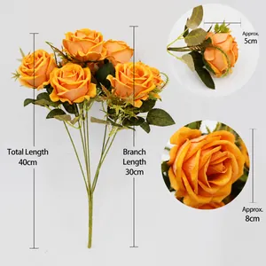 Samt-Rosenstrauß in Apricot mit 7 Köpfen, Abmessungen und detaillierten Blütenansichten