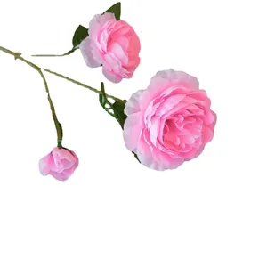 Peonie finte rosa a tre teste per decorazioni domestiche e allestimenti nuziali