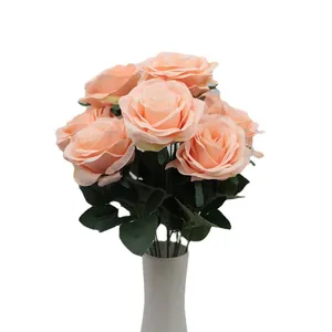 Bouquet di 10 rose finte di diamante in vaso di ceramica bianca per decori nuziali