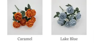 Comparaison détaillée des bouquets de roses en soie artificielle caramel et bleu lacustre