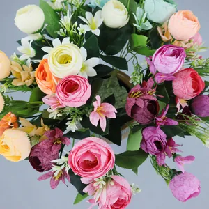 Bouquet de fleurs artificielles colorées en soie avec roses et renoncules pour la maison