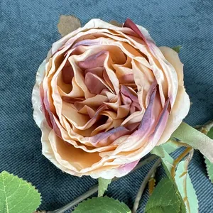 Rose Austin artificielle à 3 têtes cappuccino avec bords brûlés et fleurs en soie