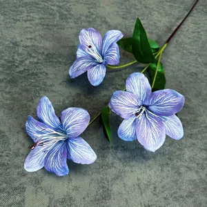 Giglio artificiale 3D blu e viola con 3 teste per decorazioni domestiche e matrimoni