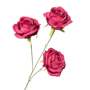 Kunstmatige dieproze rozentak met drie bloeiende bloemhoofden voor bruiloft decoratie