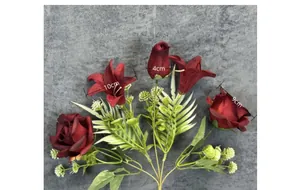 Detailed view of artificial rose and lily bouquet petals with dimensions marking head sizes