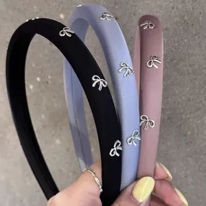 Serre-tête Rembourré en Satin Style Coréen Pour Femme Élégant Bandeau Pour Cheveux Avec Nœud en Métal Accessoires Serre-tête Épais