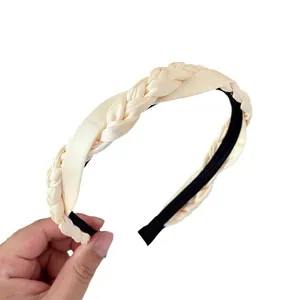 Serre-tête tressé en satin crème de style vintage français avec nœud torsadé